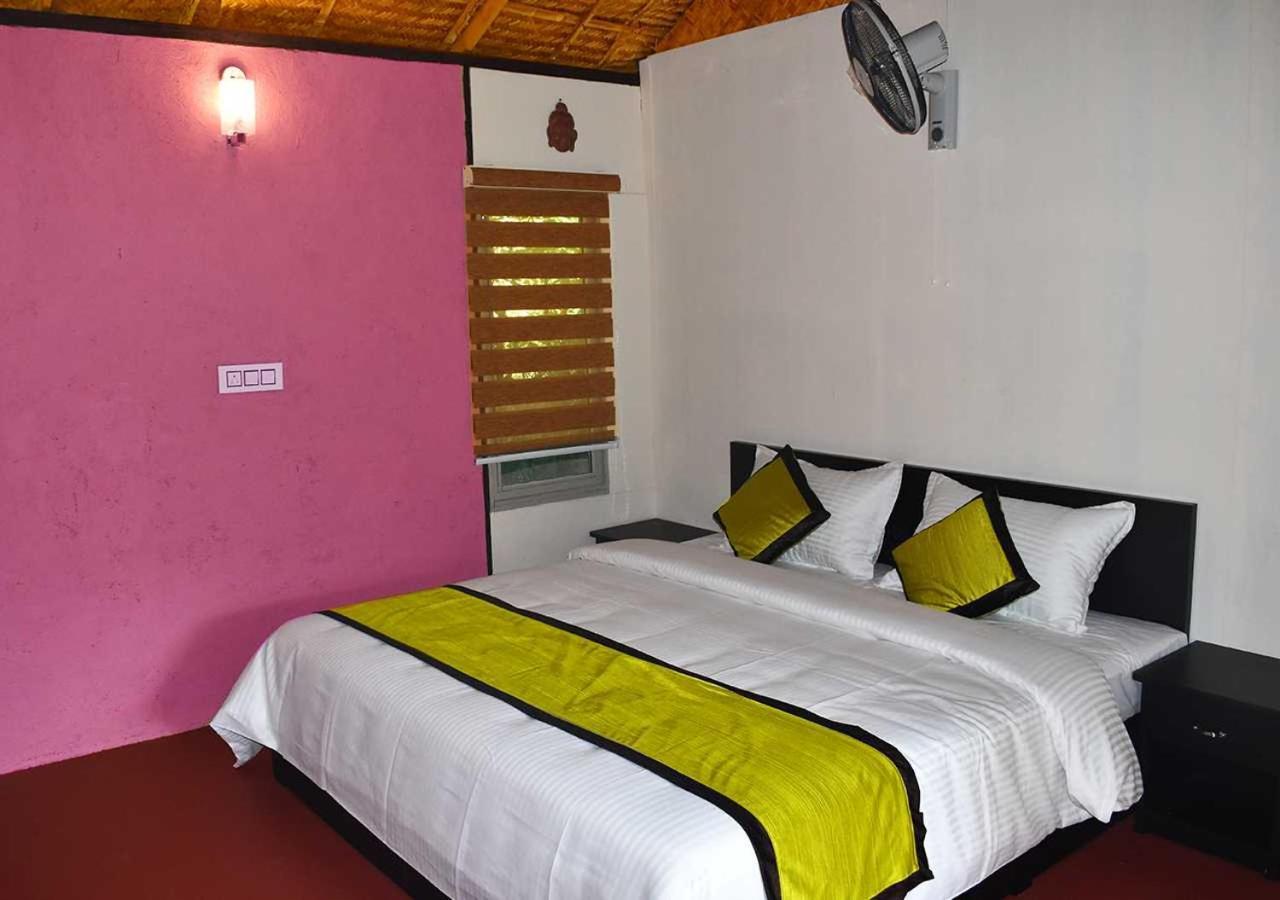 Koomankolly Resort Thirunelly Kültér fotó