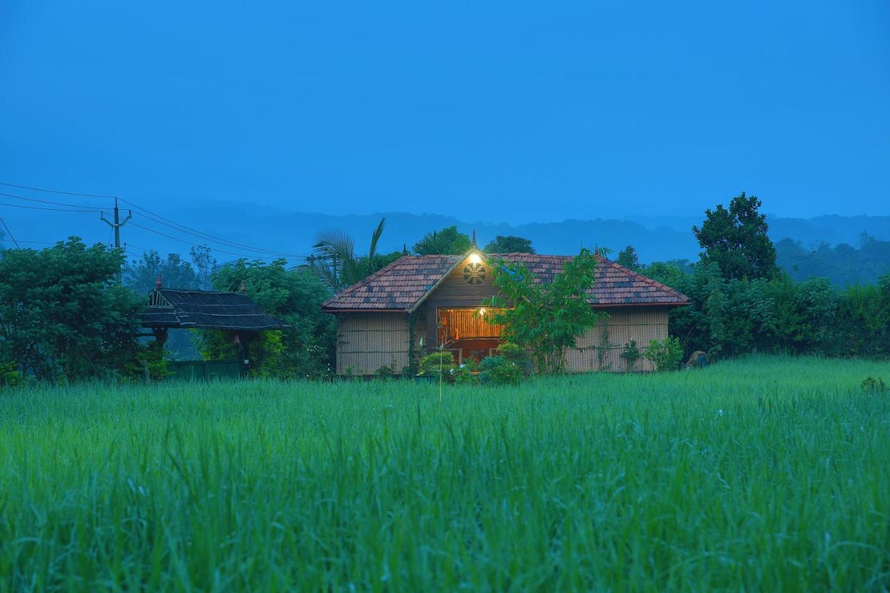 Koomankolly Resort Thirunelly Kültér fotó